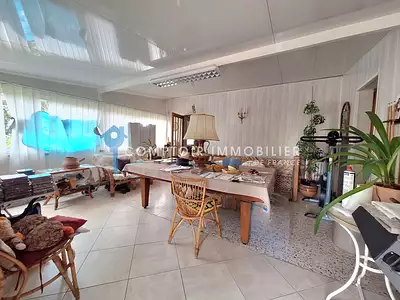 Maison, 180 m²