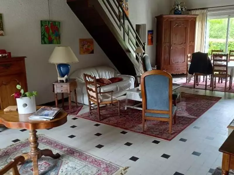 Maison, 211 m²