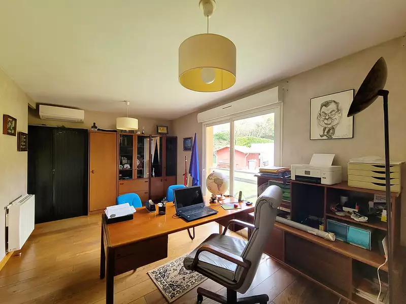 Maison, 218 m²