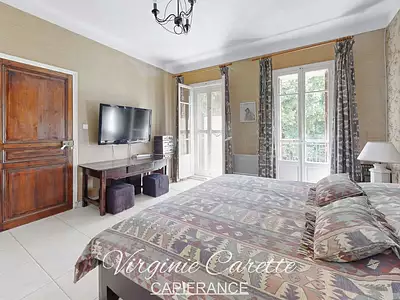 Maison, 233 m²