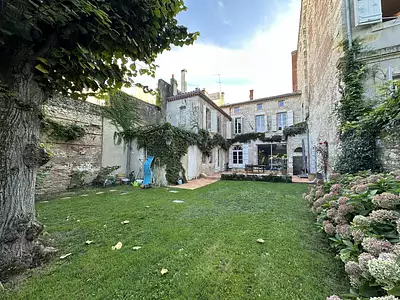 Maison, 377 m²