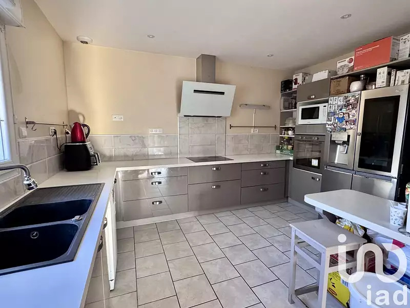 Maison, 200 m²