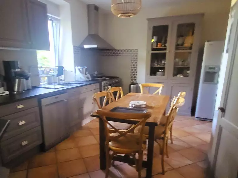 Maison, 230 m²