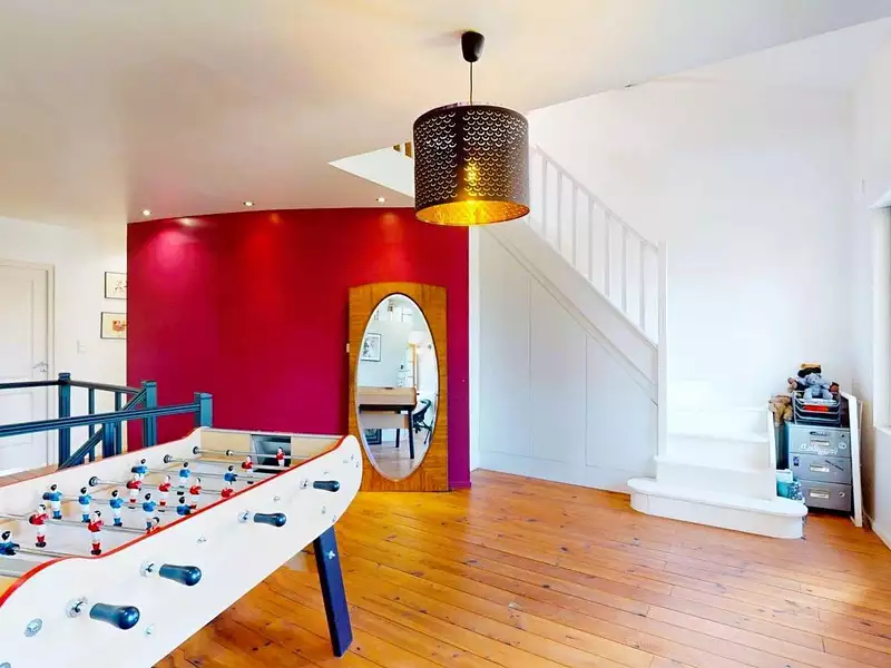 Maison, 318 m²