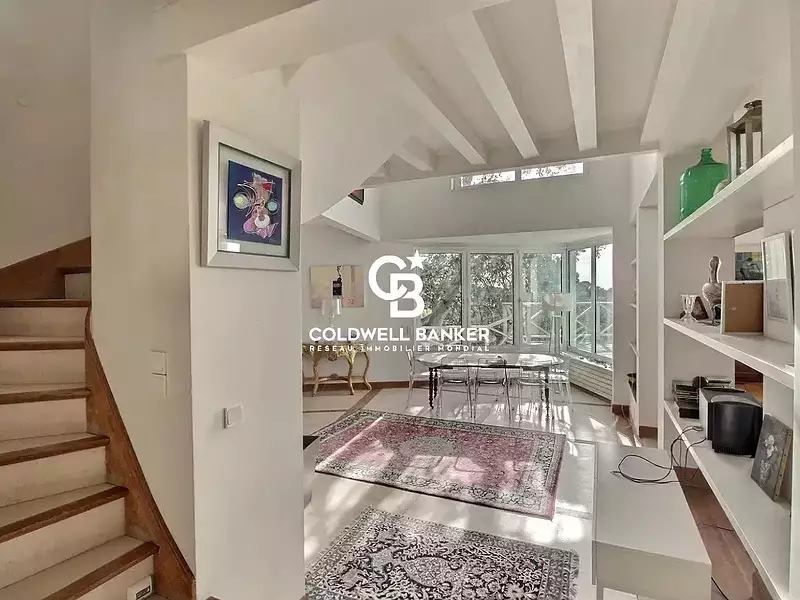 Maison, 400 m²