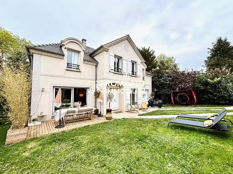 Maison, 168 m²