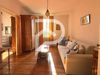Maison, 225 m²