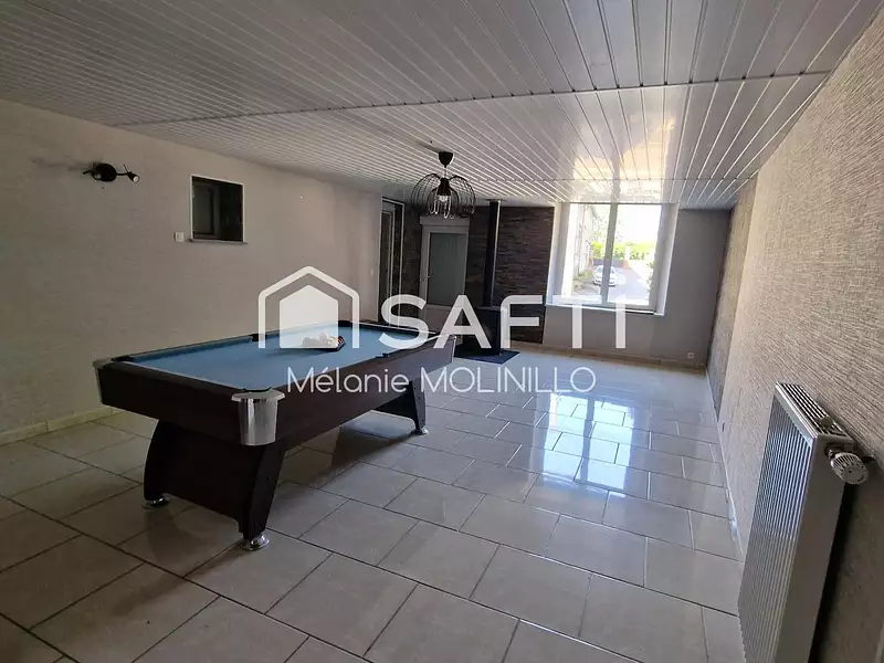 Maison, 226 m²