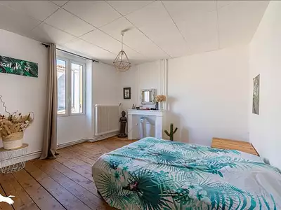 Maison, 260 m²