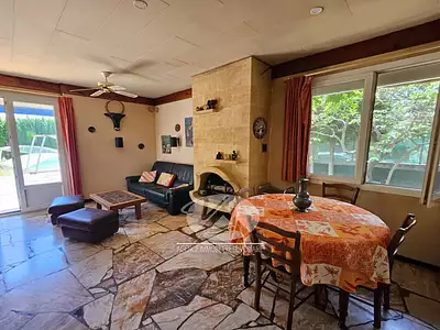 Maison, 156 m²