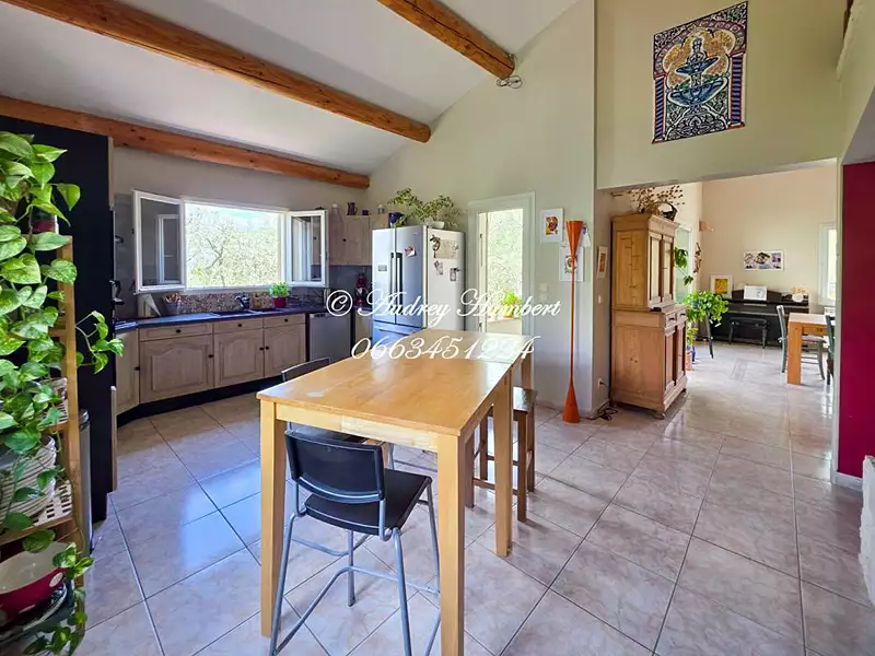 Maison, 156 m²