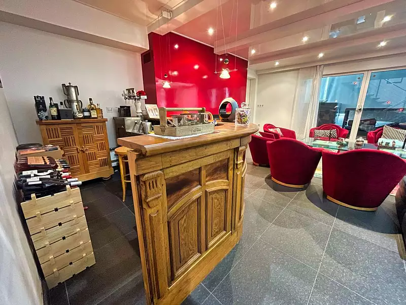 Maison, 216 m²