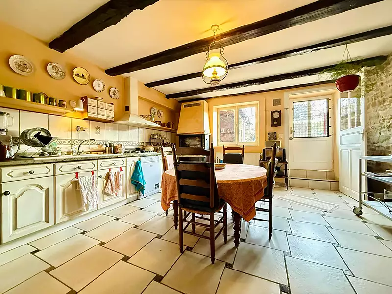 Maison, 232 m²