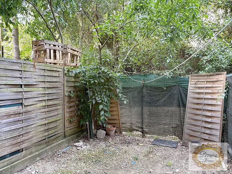 Immeuble, 184 m²