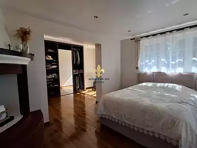Maison, 195 m²