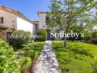 Maison, 380 m²