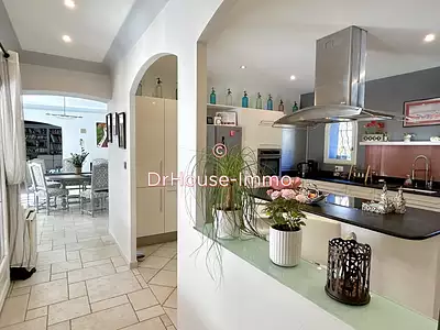 Maison, 200 m²