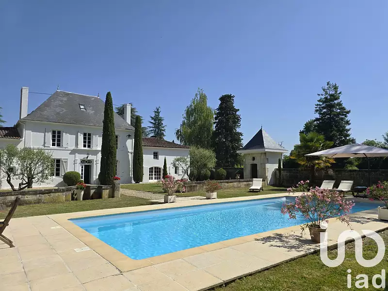Maison, 270 m²