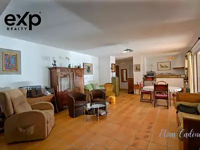Maison, 225 m²