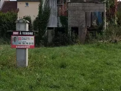 Terrain, 654 m²
