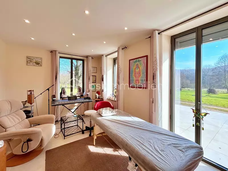 Maison, 785 m²