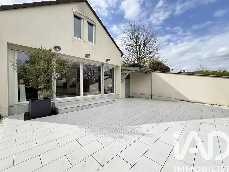 Maison, 77 m²