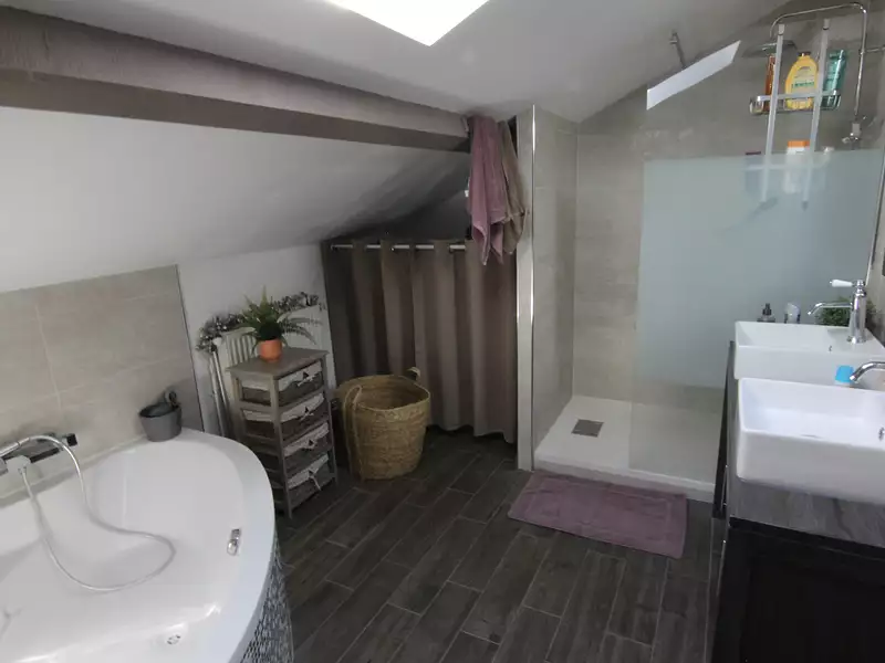 Maison, 122 m²