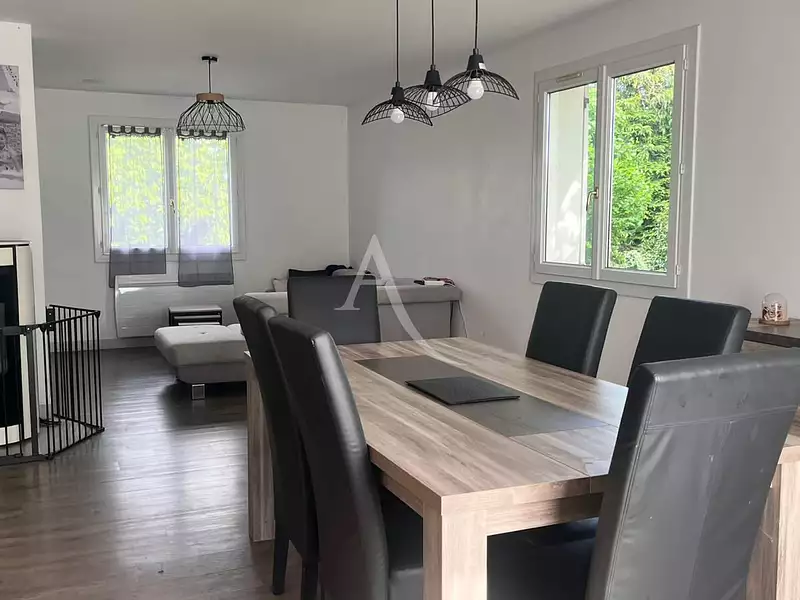 Maison, 135 m²