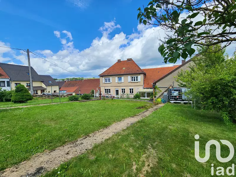 Maison, 197 m²