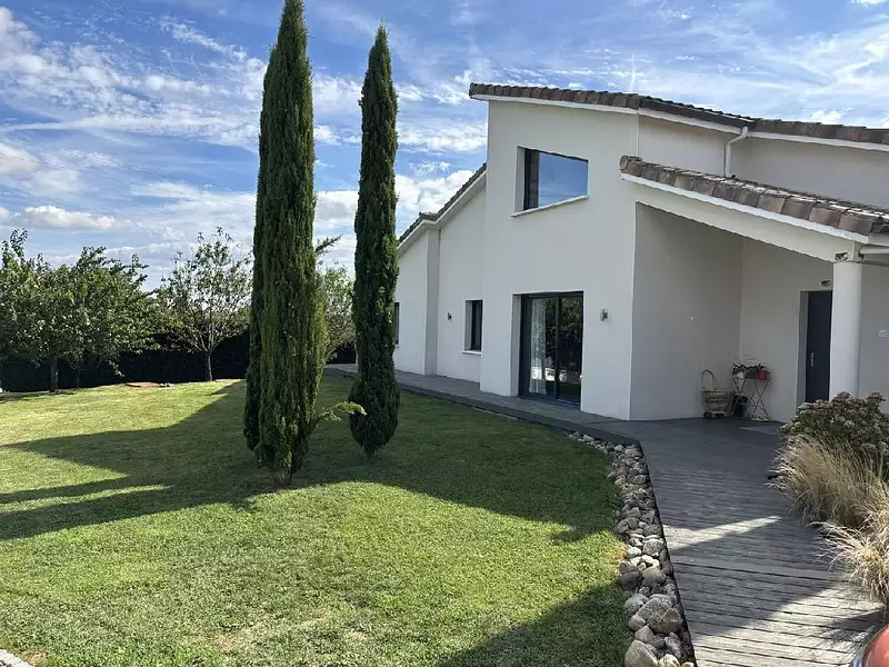 Maison, 160 m²