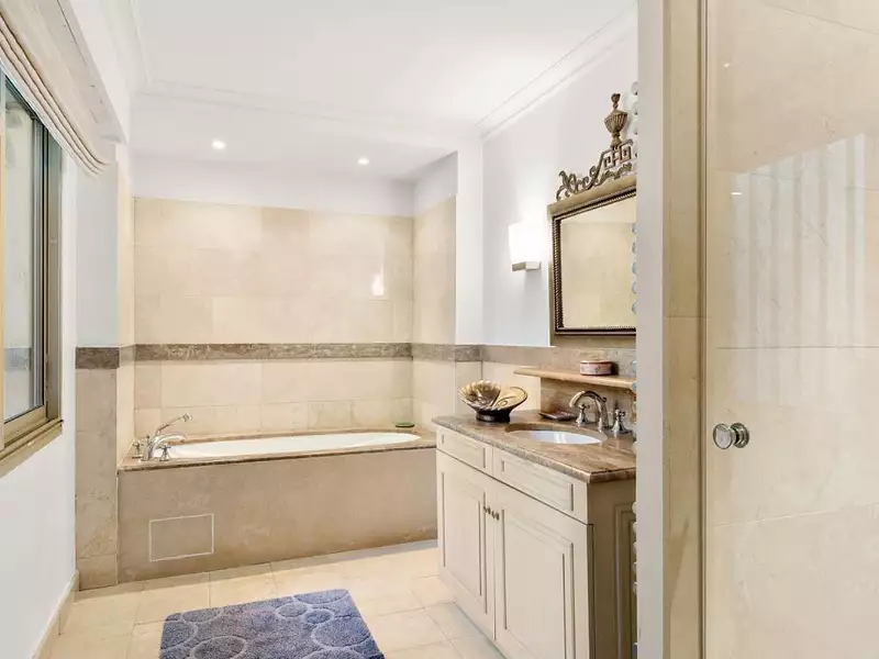 Appartement, 400 m²
