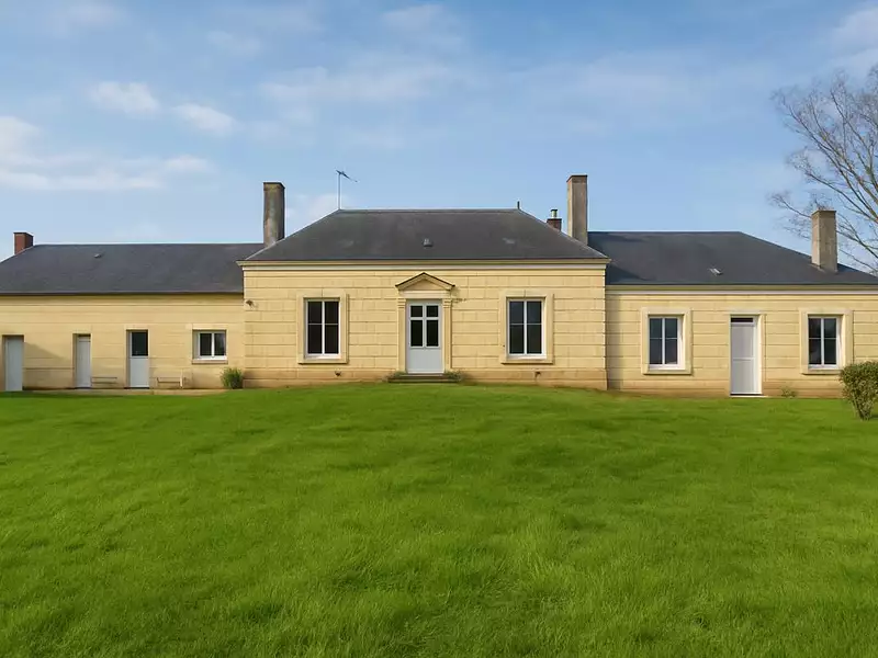 Maison, 225 m²