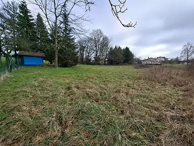 Terrain, 2 373 m²