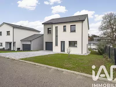 Maison, 119 m²