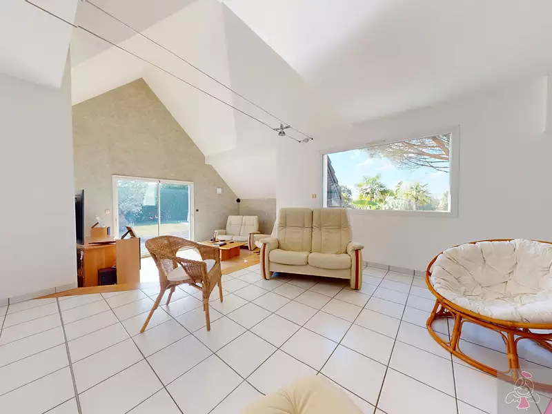 Maison, 204 m²