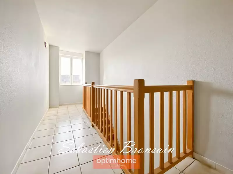 Immeuble, 274 m²