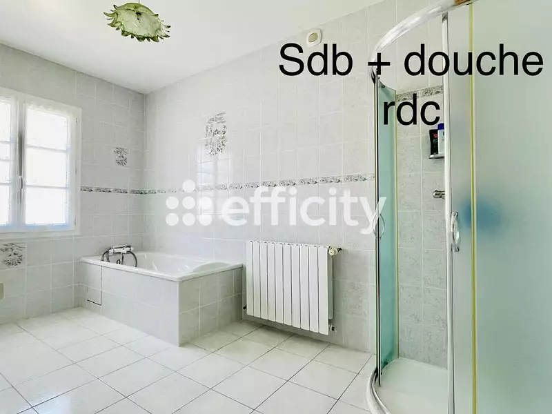 Maison, 156 m²