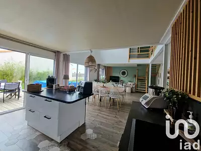 Maison, 160 m²