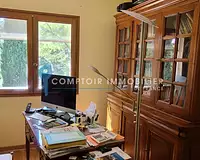 Maison, 261 m²