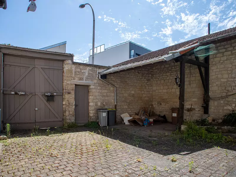 Maison, 168 m²