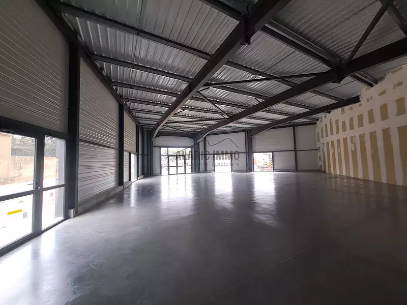 Divers, 250 m²