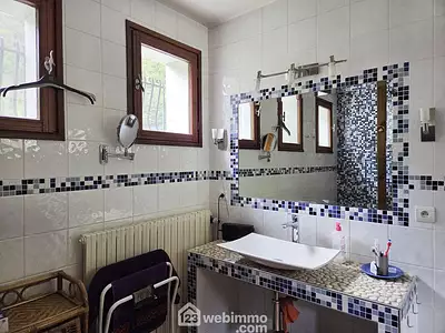 Maison, 224 m²