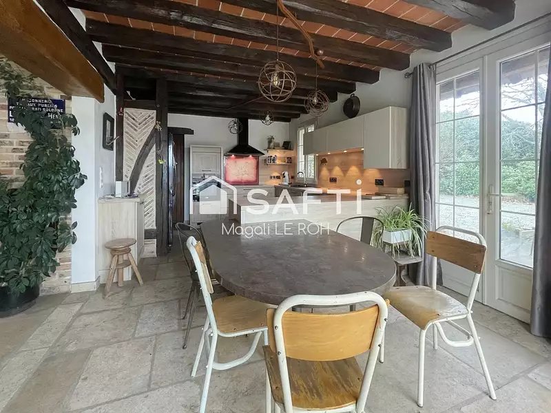 Maison, 237 m²