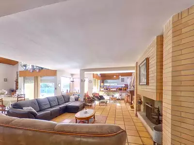 Maison, 340 m²