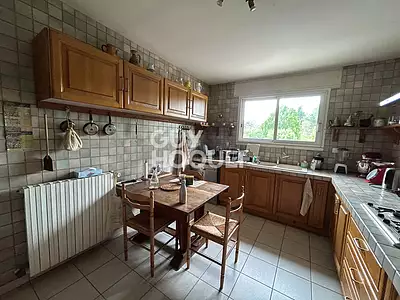 Maison, 230 m²