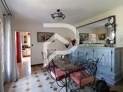 Maison, 168 m²