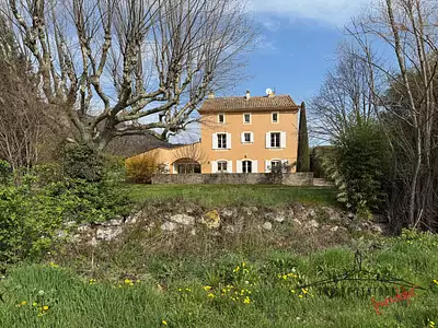 Maison, 182 m²