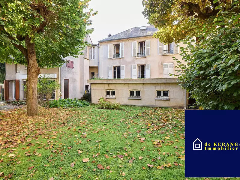 Maison, 222 m²