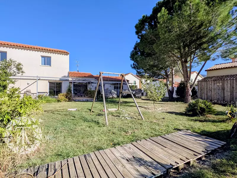 Maison, 259 m²