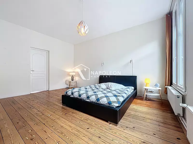Maison, 275 m²